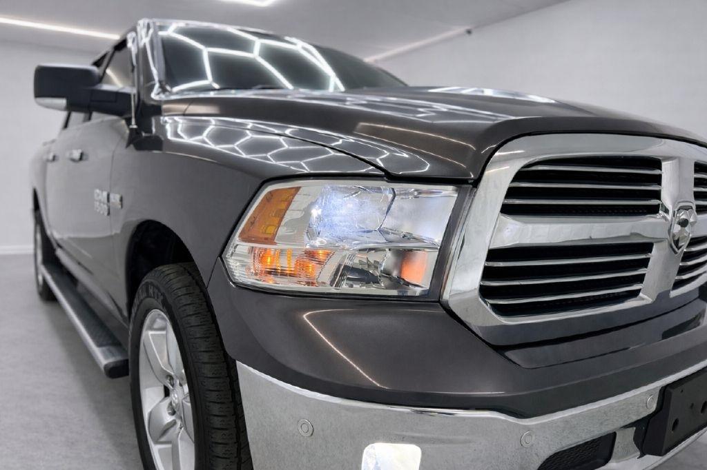 RAM 1500 SLT Crew Cab SWB 4WD 2017