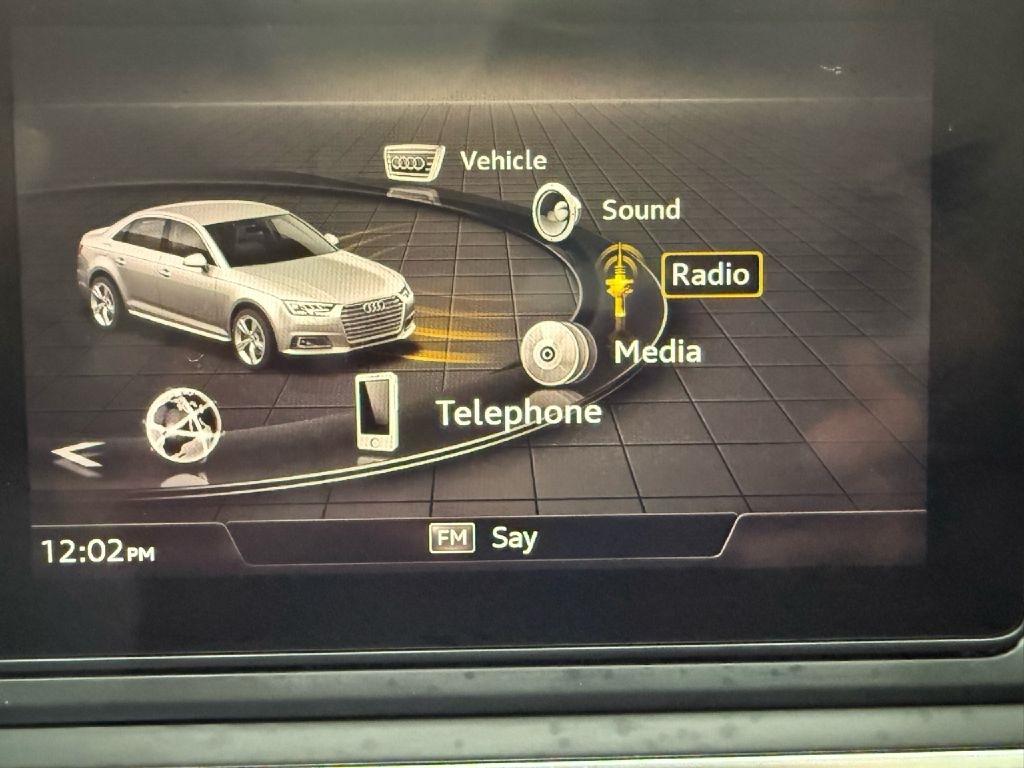 Audi A4 2.0 TFSI Premium quattro 7A 2019