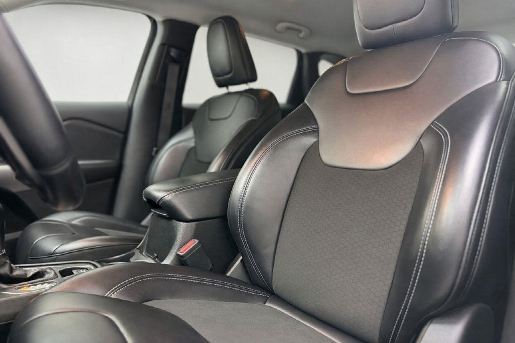 Jeep Cherokee Latitude Plus 4WD 2019