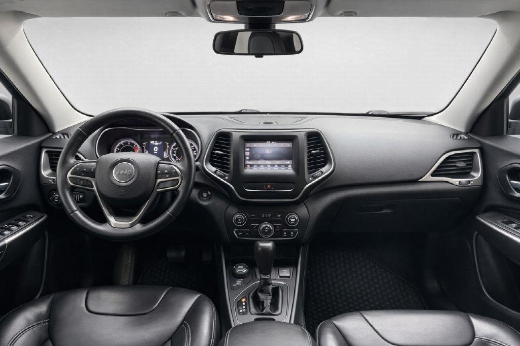 Jeep Cherokee Latitude Plus 4WD 2019