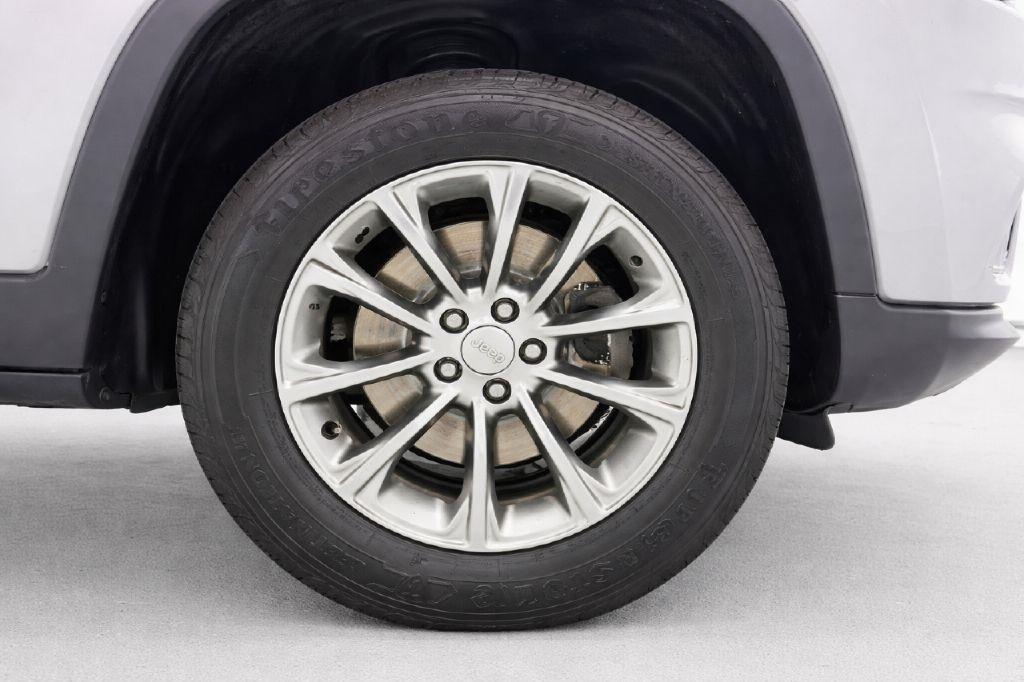 Jeep Cherokee Latitude Plus 4WD 2019