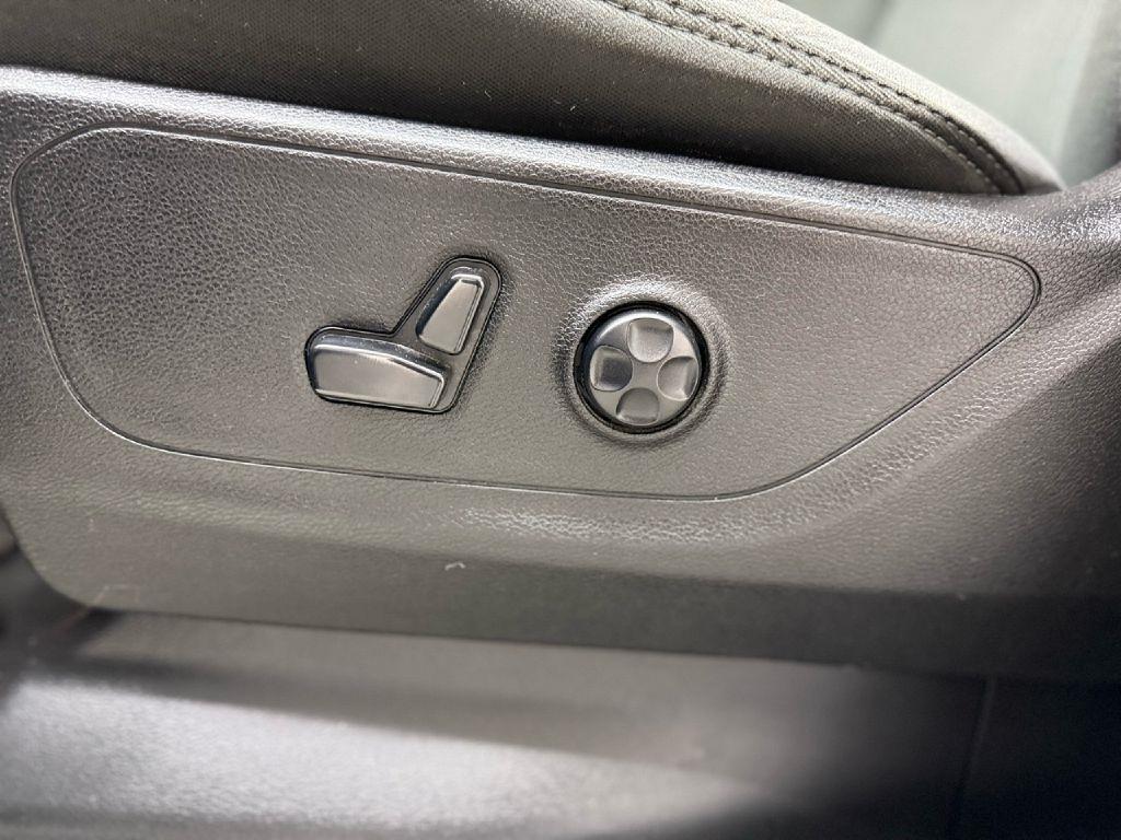 RAM 1500 Big Horn Quad Cab 2WD 2020