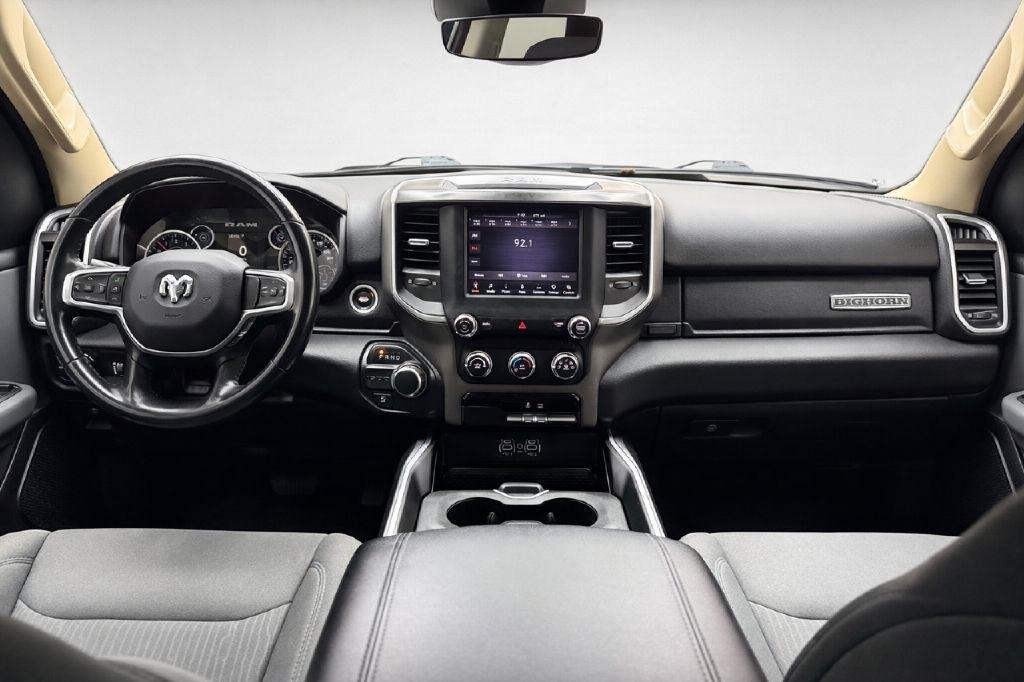 RAM 1500 Big Horn Quad Cab 2WD 2020