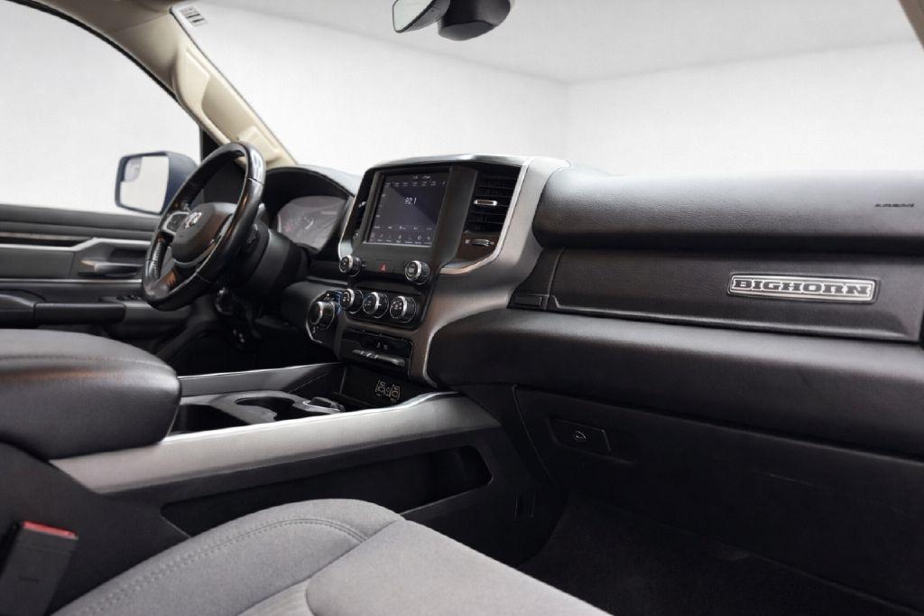 RAM 1500 Big Horn Quad Cab 2WD 2020