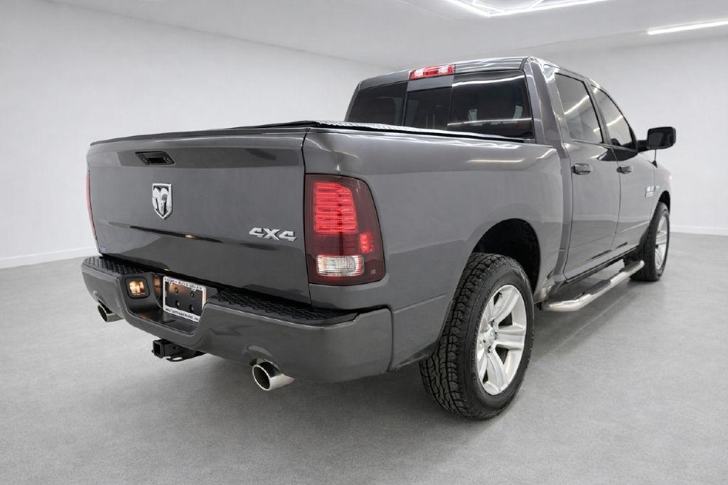 RAM 1500 Sport Crew Cab SWB 4WD 2016