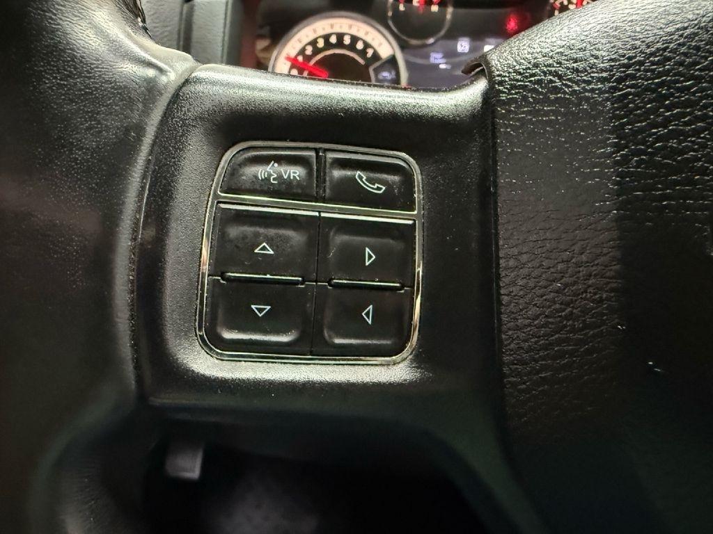 RAM 1500 Sport Crew Cab SWB 4WD 2016