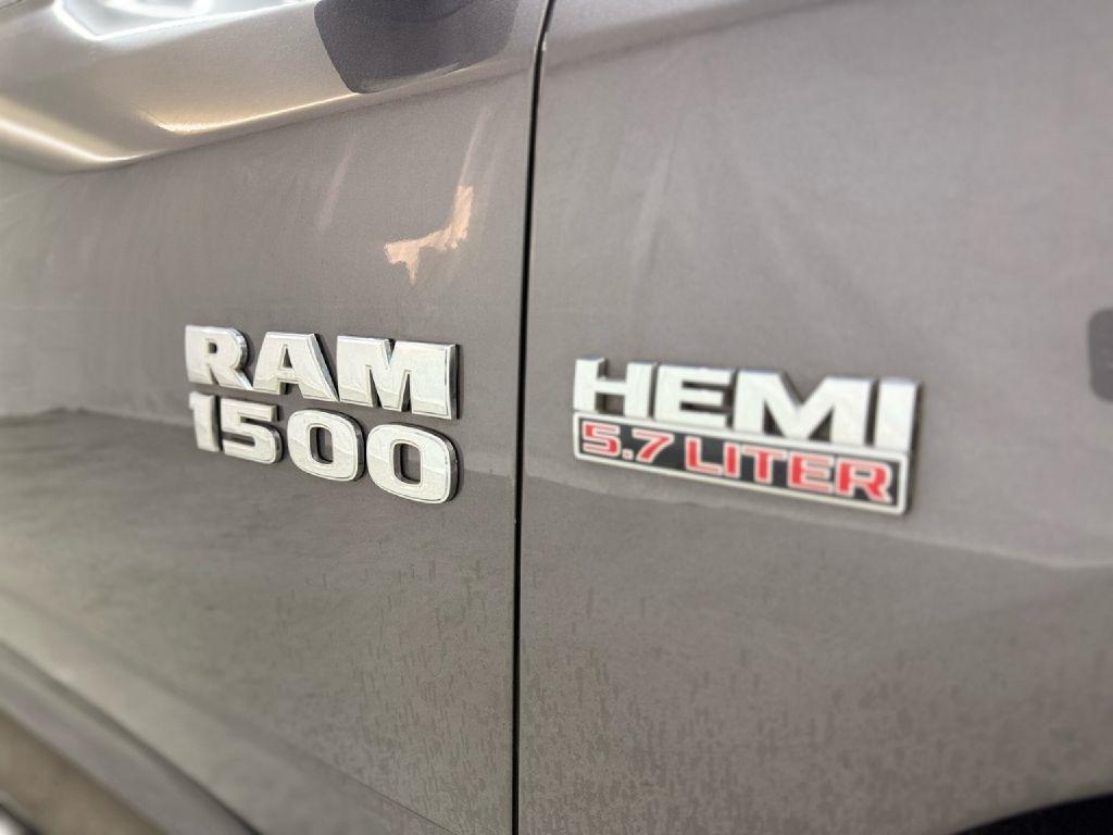 RAM 1500 Sport Crew Cab SWB 4WD 2016