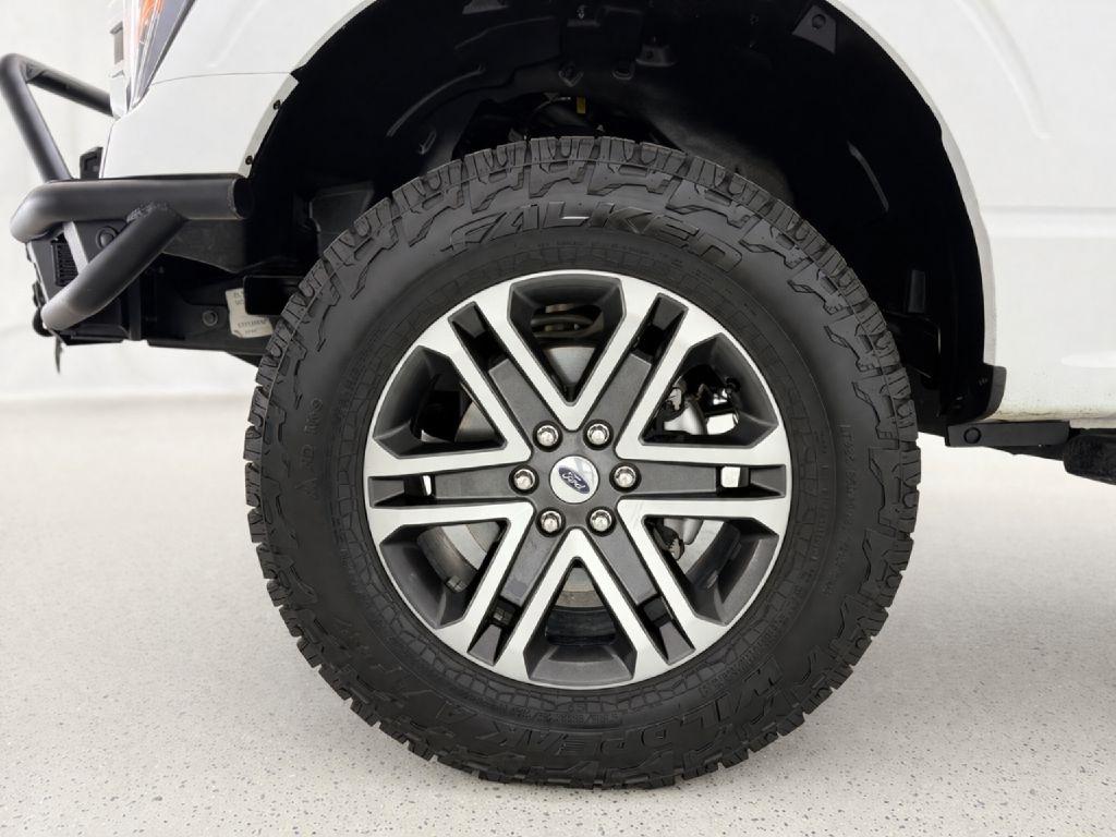 Ford F-150 XL SuperCab 6.5-ft. Bed 4WD 2023