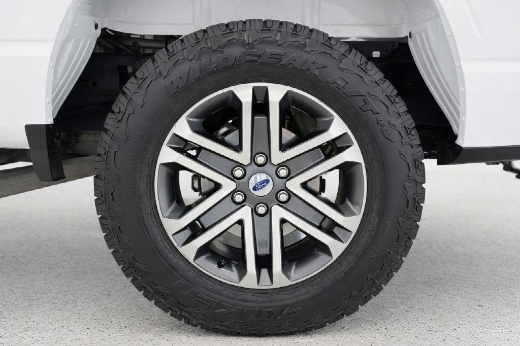 Ford F-150 XL SuperCab 6.5-ft. Bed 4WD 2023