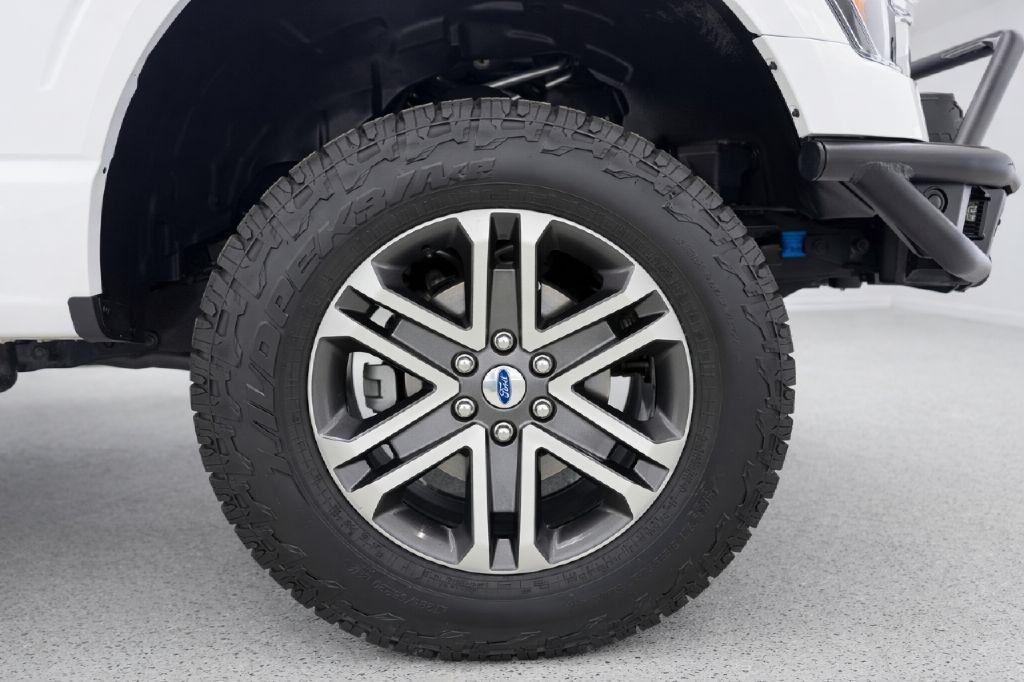 Ford F-150 XL SuperCab 6.5-ft. Bed 4WD 2023