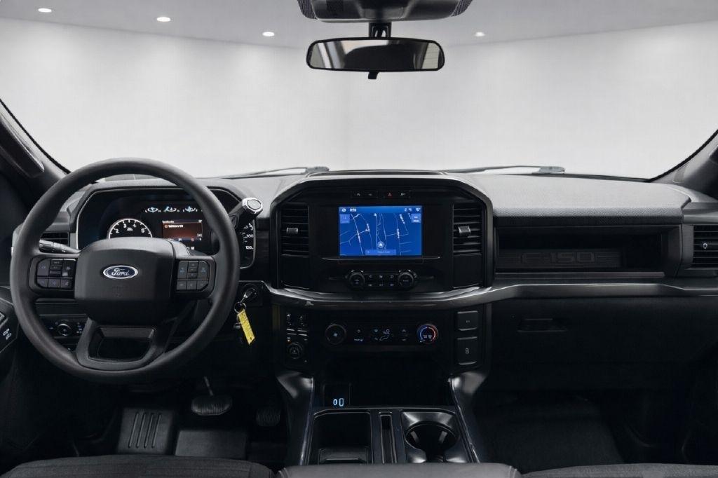 Ford F-150 XL SuperCab 6.5-ft. Bed 4WD 2023