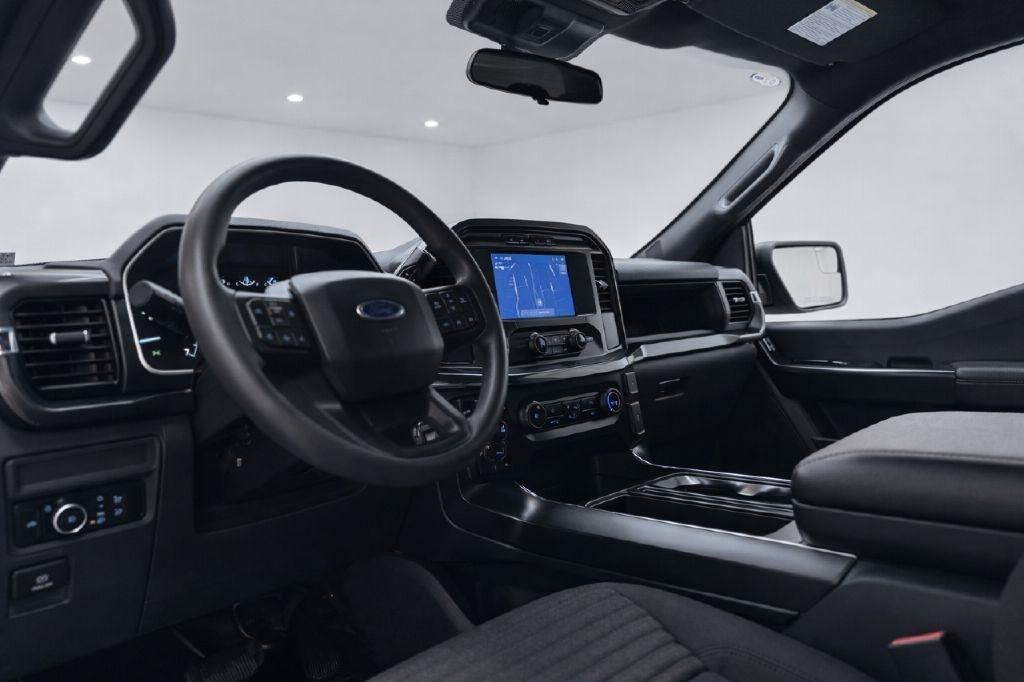 Ford F-150 XL SuperCab 6.5-ft. Bed 4WD 2023