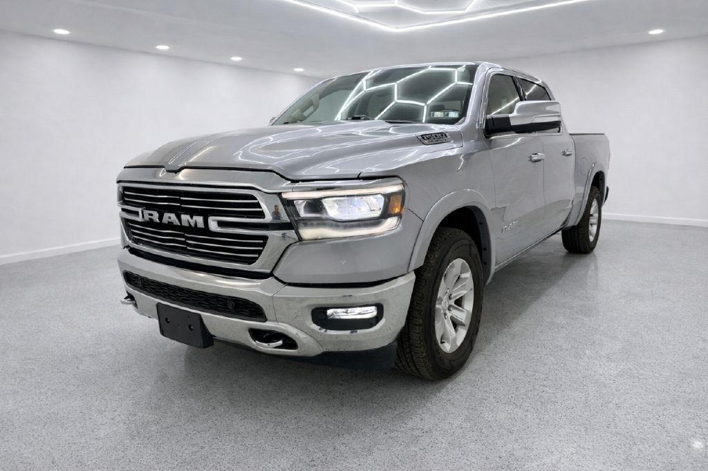RAM 1500 Laramie Crew Cab SWB 4WD 2022