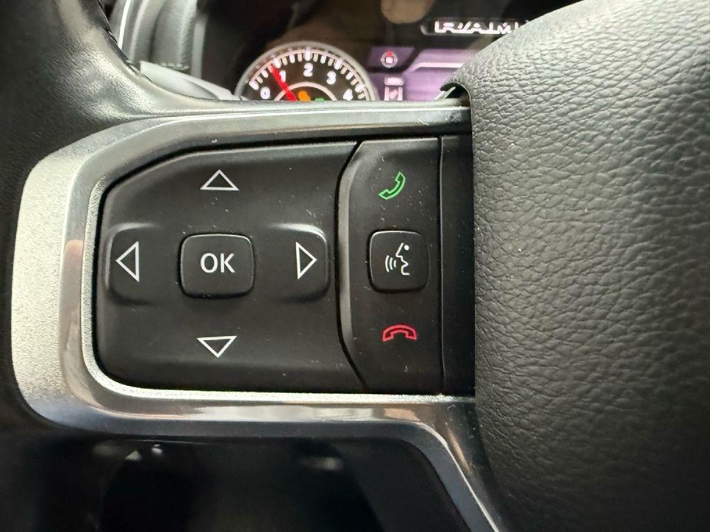 RAM 1500 Laramie Crew Cab SWB 4WD 2022