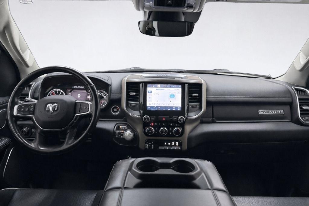 RAM 1500 Laramie Crew Cab SWB 4WD 2022