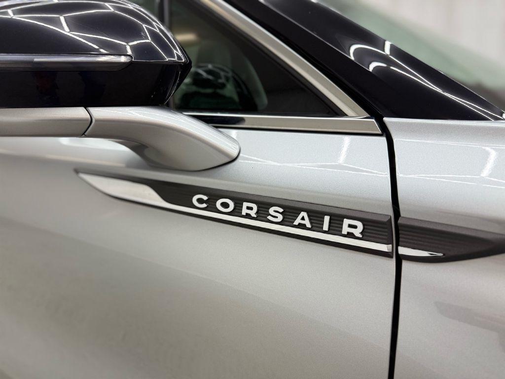 Lincoln Corsair Reserve AWD 2022