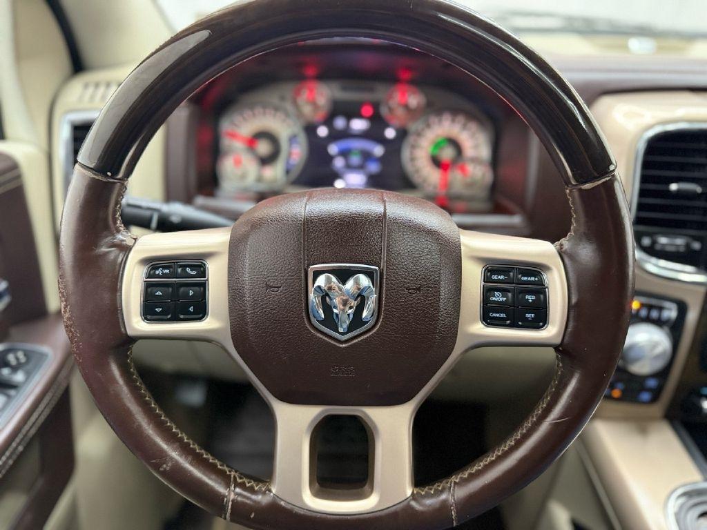 RAM 1500 Longhorn Crew Cab SWB 4WD 2017