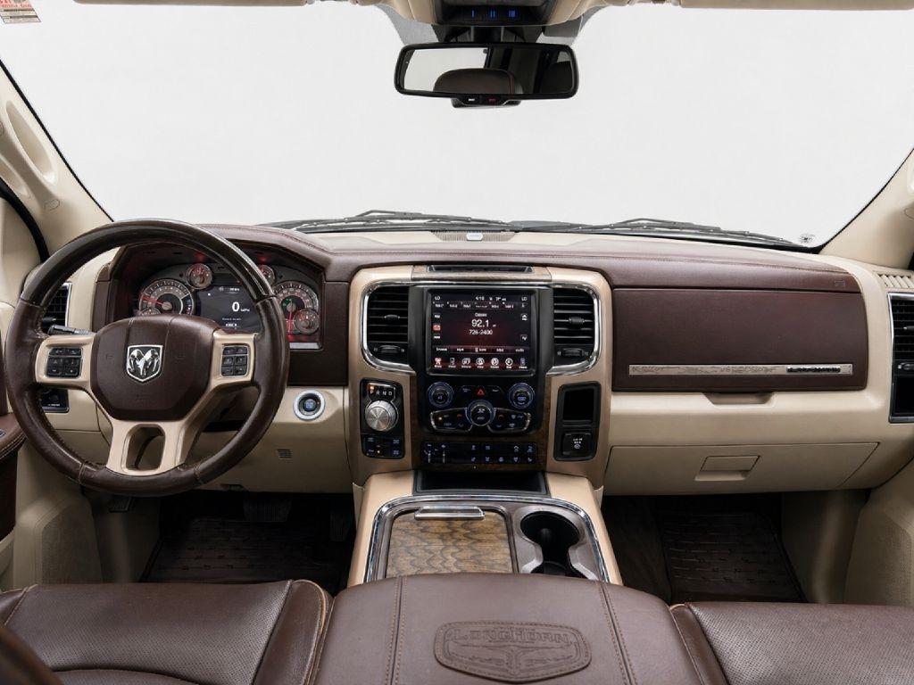RAM 1500 Longhorn Crew Cab SWB 4WD 2017