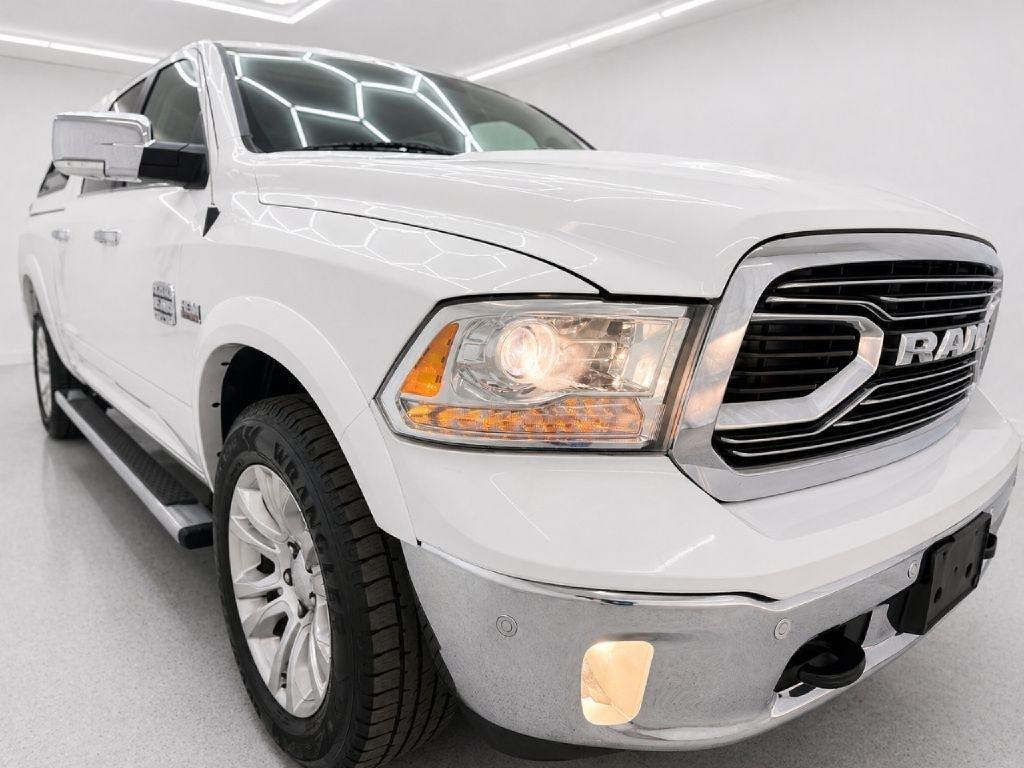 RAM 1500 Longhorn Crew Cab SWB 4WD 2017