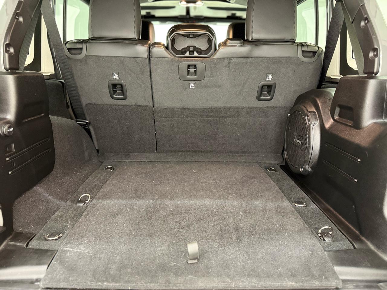 Jeep Wrangler Unlimited Sahara 2023