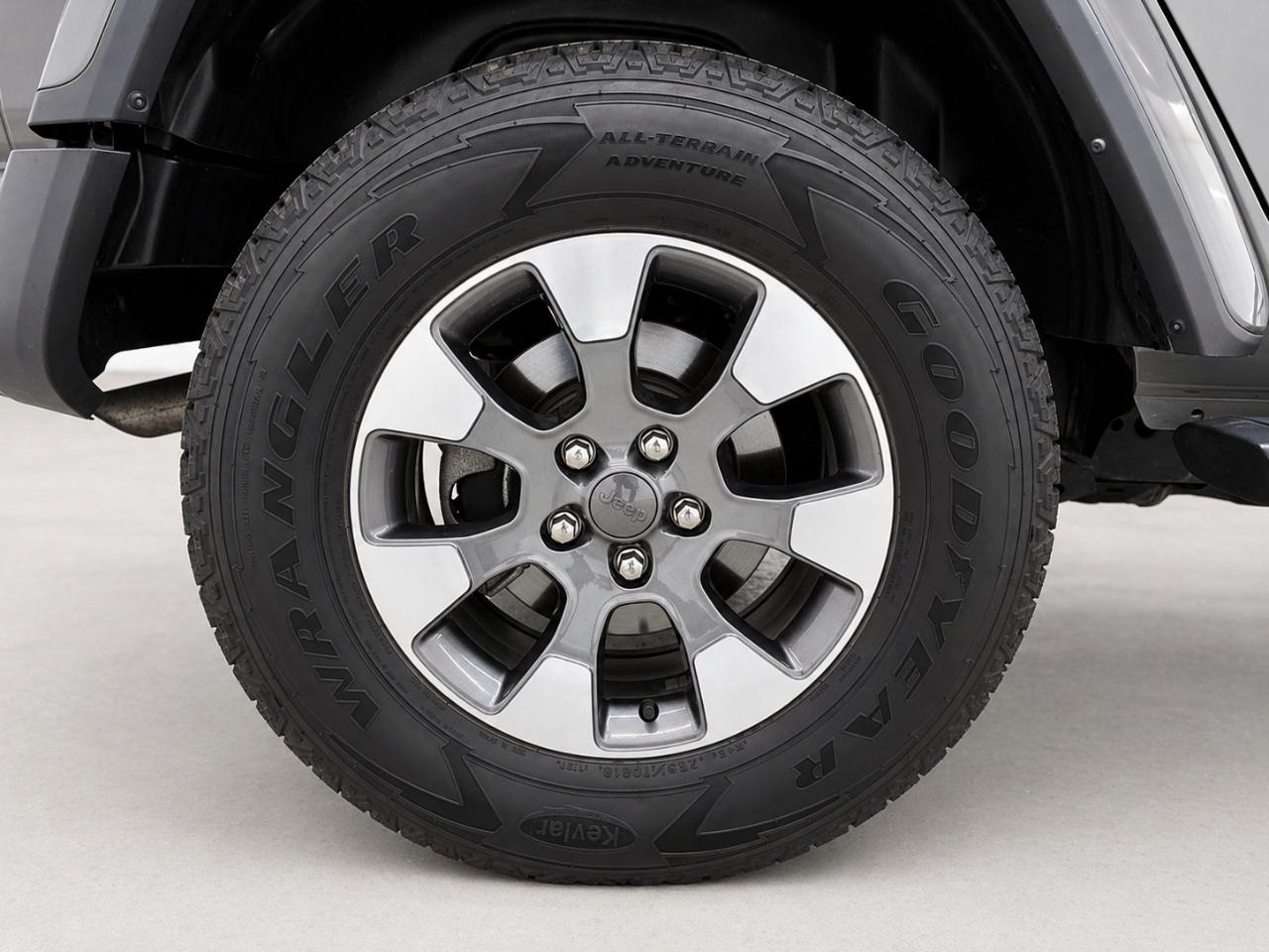 Jeep Wrangler Unlimited Sahara 2023