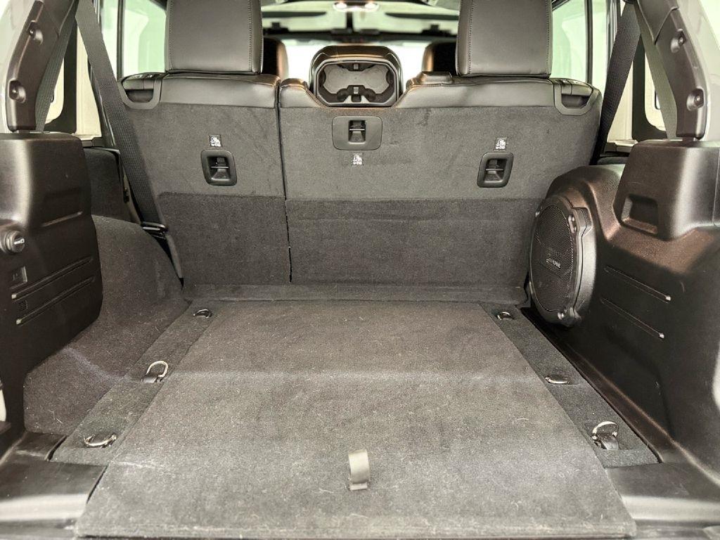 Jeep Wrangler Unlimited Sahara 2023