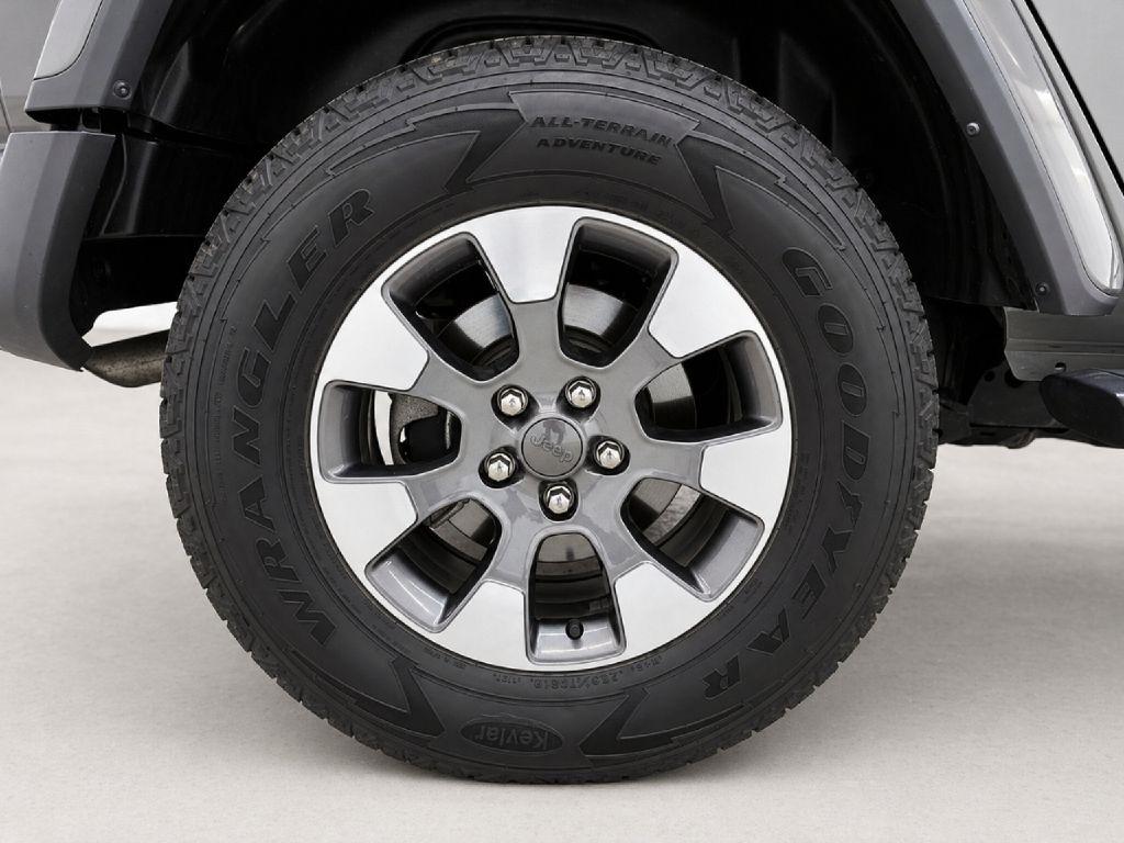 Jeep Wrangler Unlimited Sahara 2023