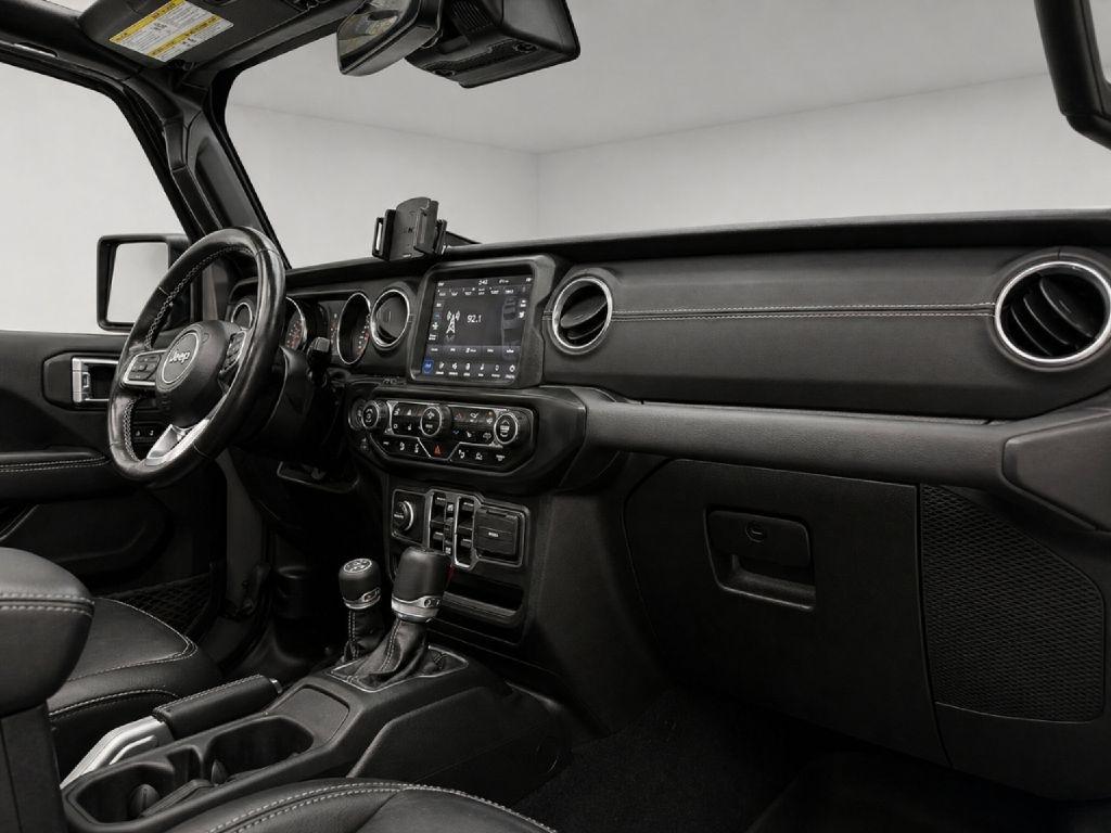 Jeep Wrangler Unlimited Sahara 2023