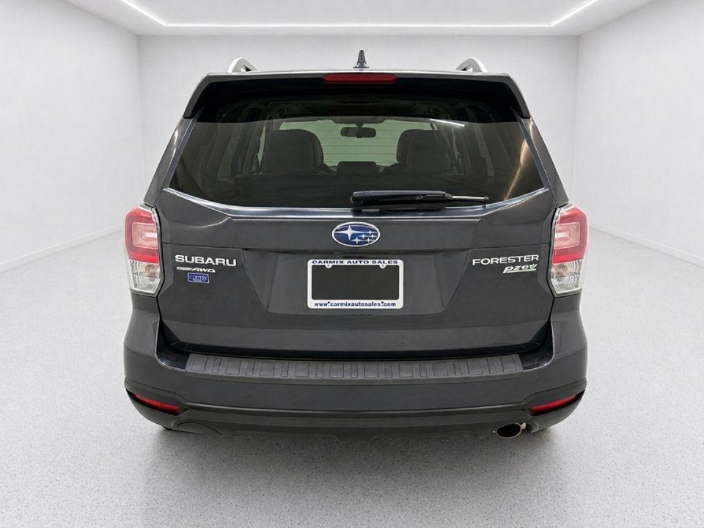 Subaru Forester 2.5i Limited 2017