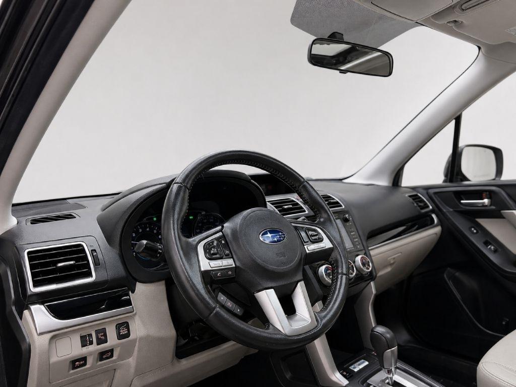 Subaru Forester 2.5i Limited 2017