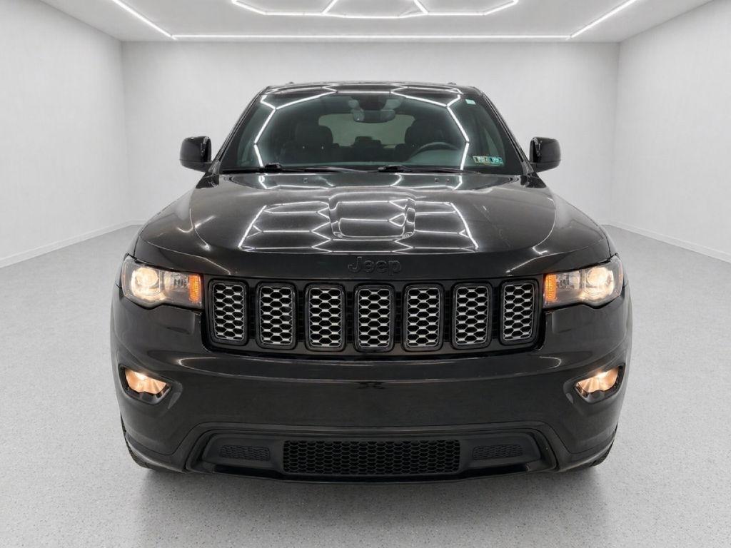 Jeep Grand Cherokee Laredo 4WD 2019