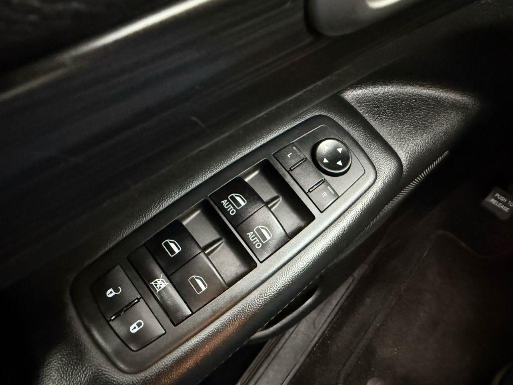 Jeep Grand Cherokee Laredo 4WD 2019