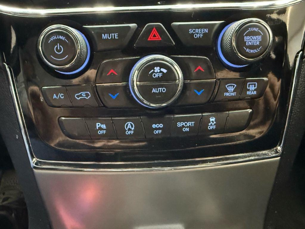 Jeep Grand Cherokee Laredo 4WD 2019