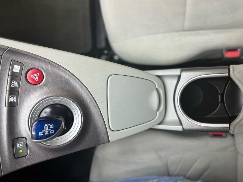 Toyota Prius Four 2015