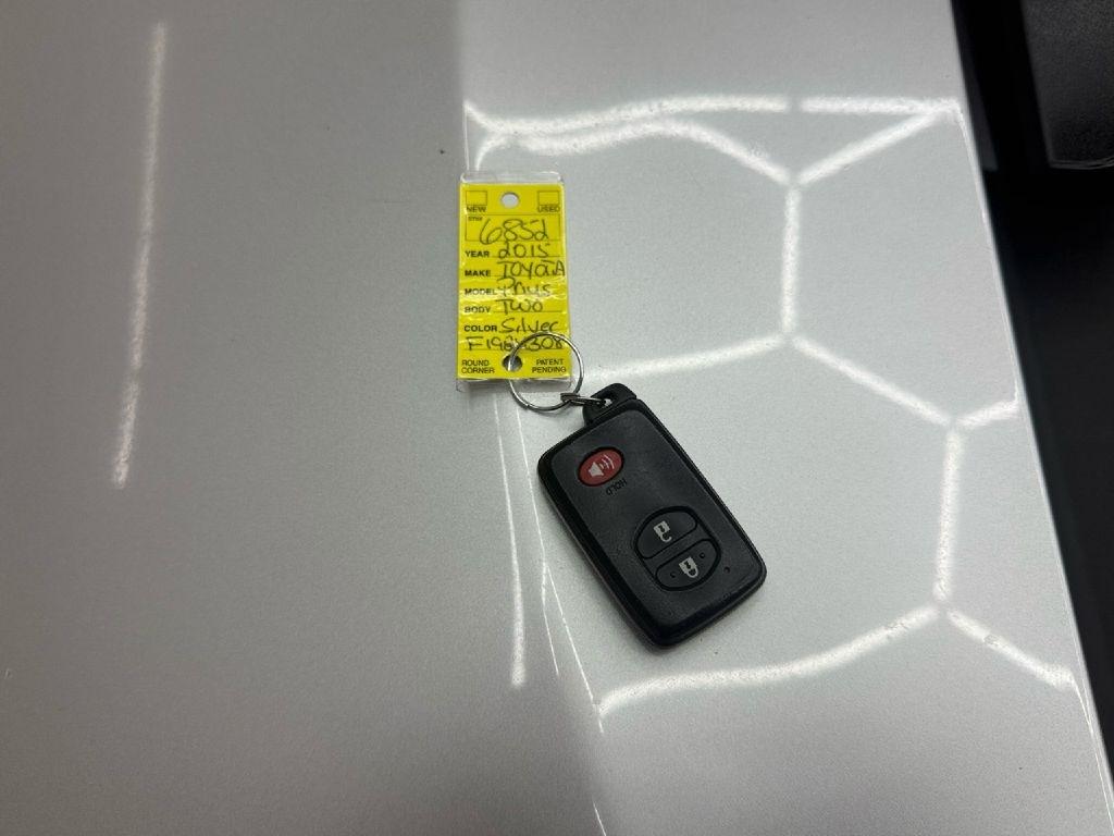 Toyota Prius Four 2015