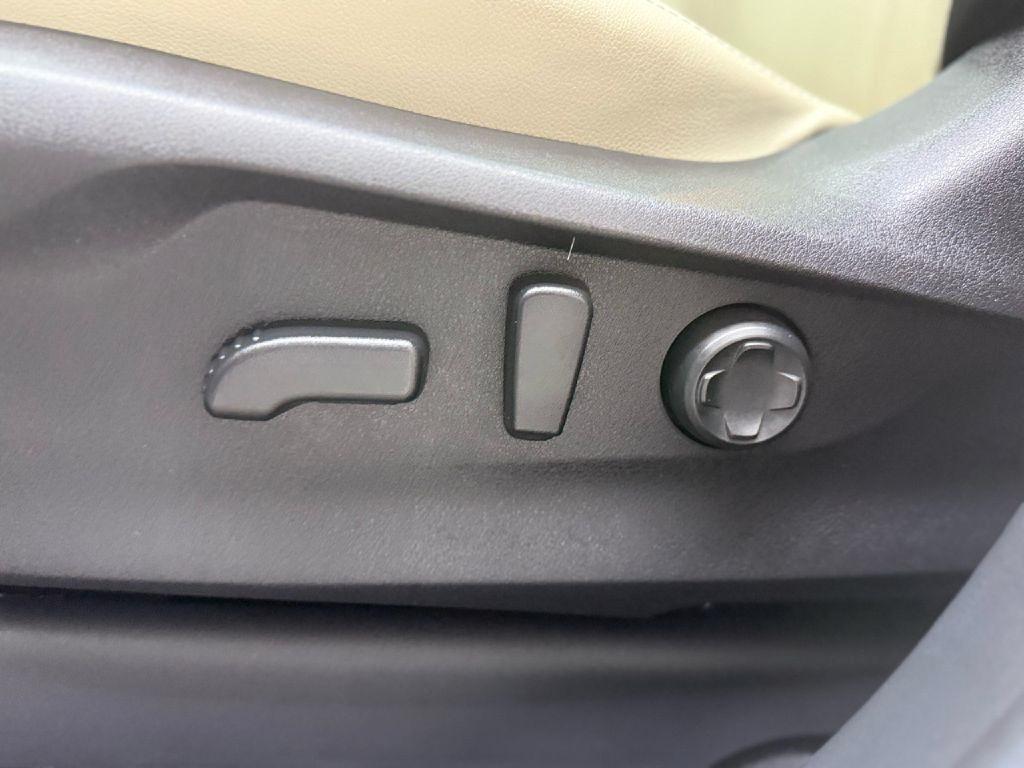 Subaru Ascent Limited 4D SUV 7-Passenger 2023
