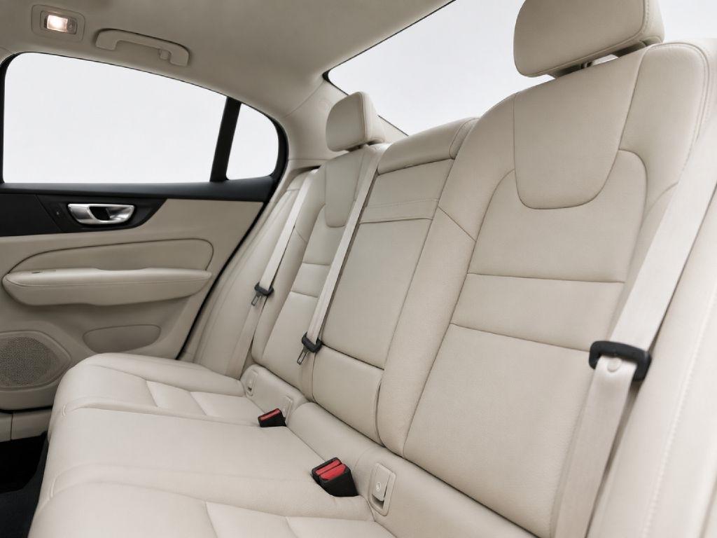 Volvo S60 T6 Momentum AWD 2020