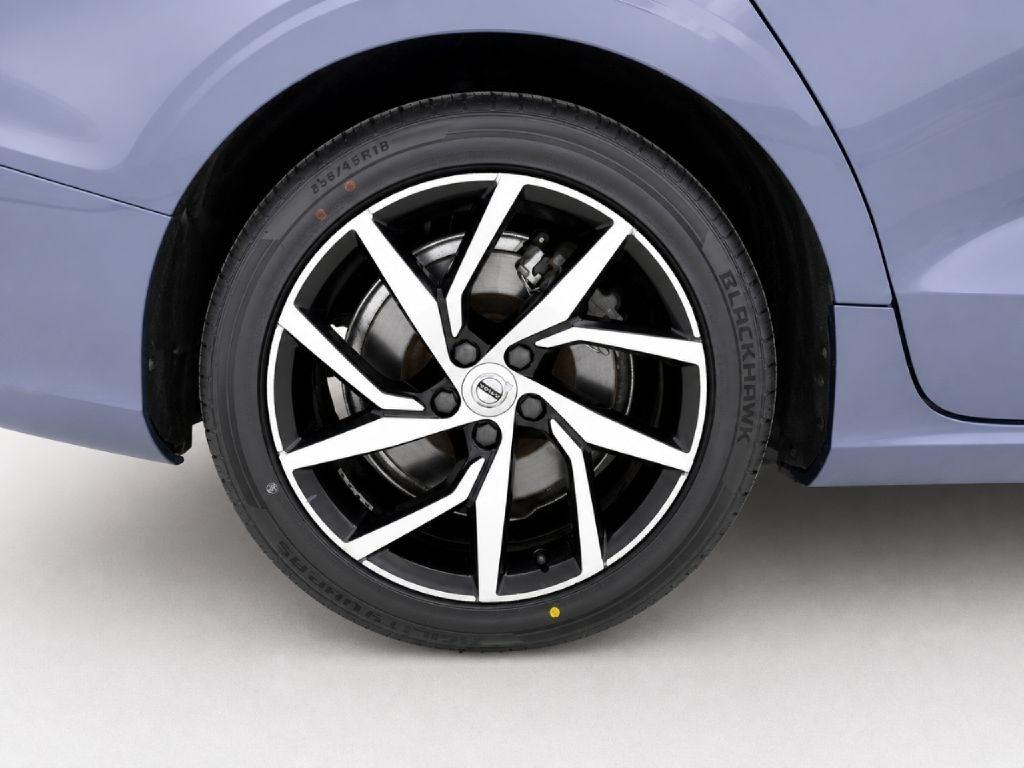 Volvo S60 T6 Momentum AWD 2020