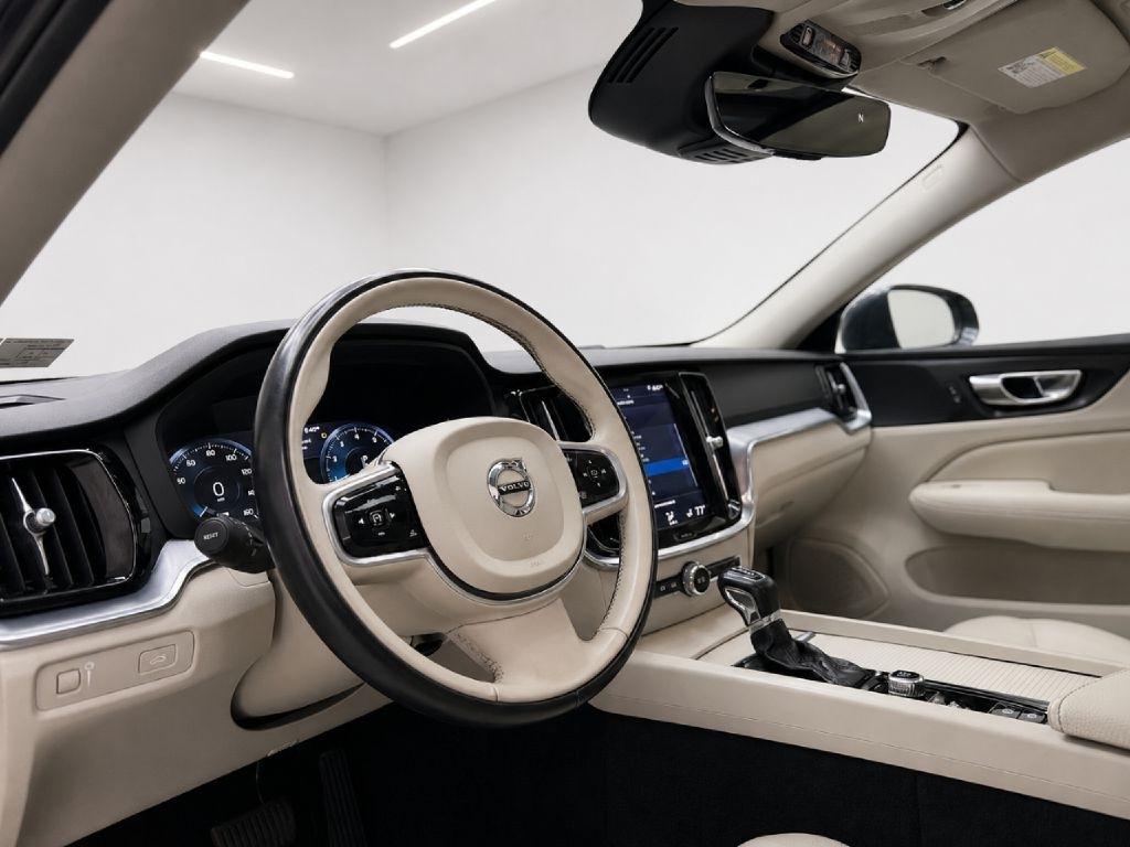 Volvo S60 T6 Momentum AWD 2020