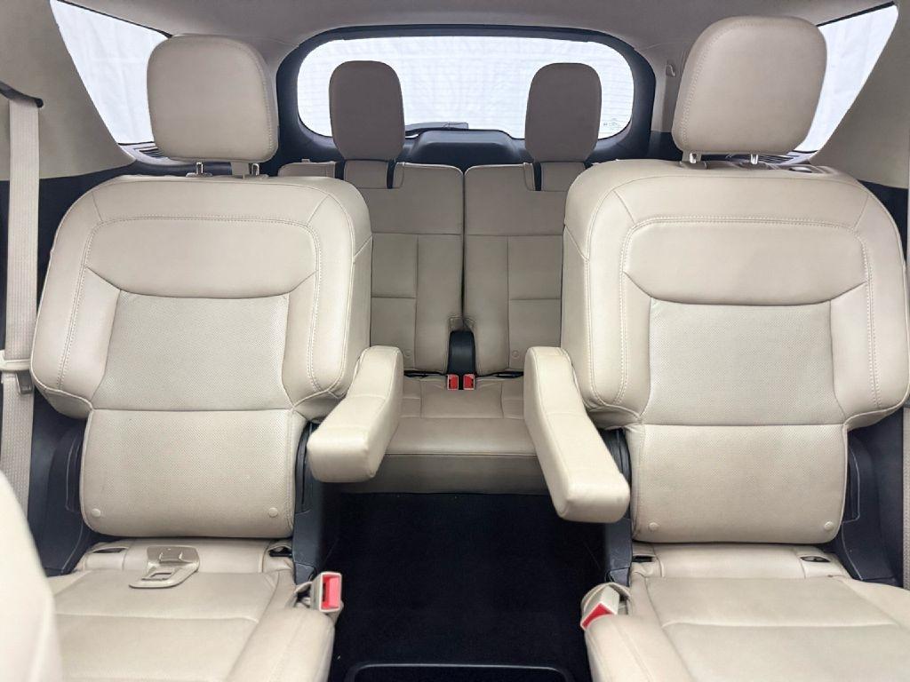 Ford Explorer Hybrid Limited AWD 2021