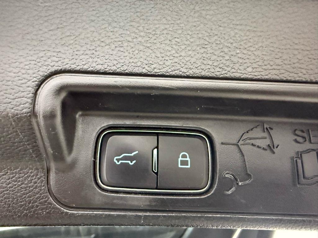 Ford Explorer Hybrid Limited AWD 2021