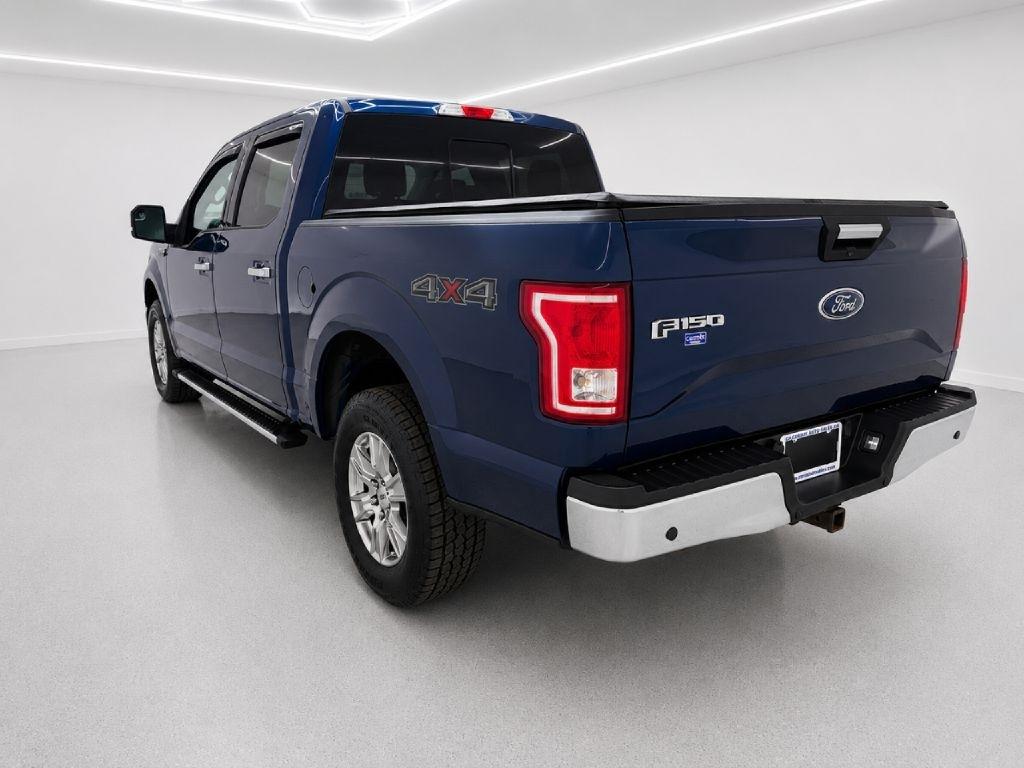 Ford F-150 XL SuperCrew 5.5-ft. Bed 4WD 2015