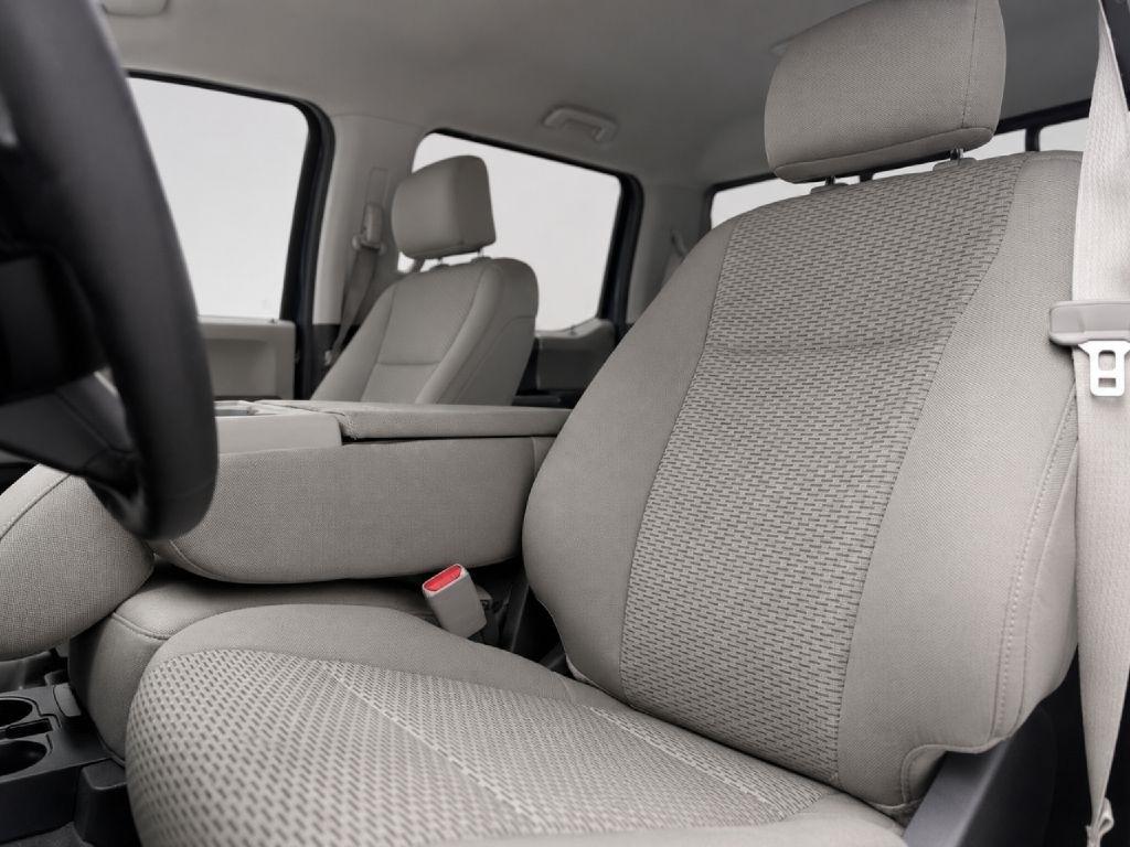Ford F-150 XL SuperCrew 5.5-ft. Bed 4WD 2015