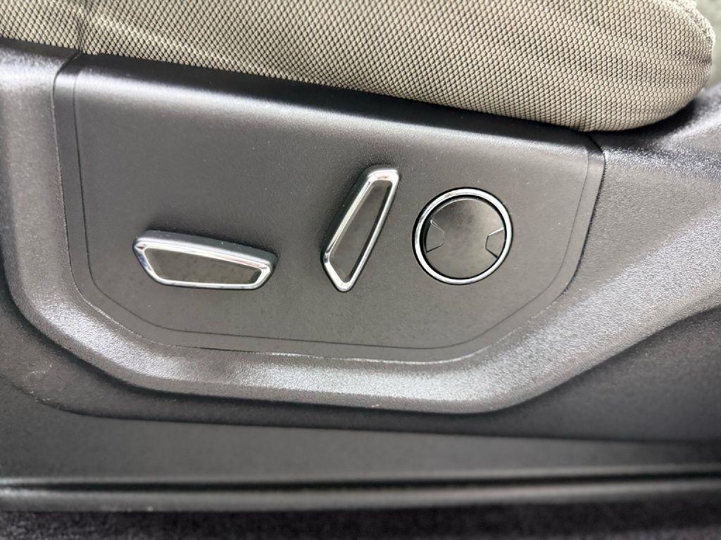 Ford F-150 XL SuperCrew 5.5-ft. Bed 4WD 2015