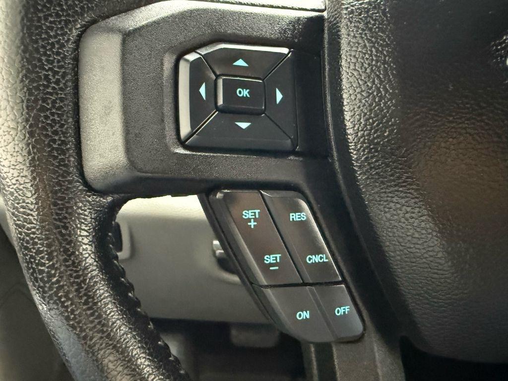 Ford F-150 XL SuperCrew 5.5-ft. Bed 4WD 2015