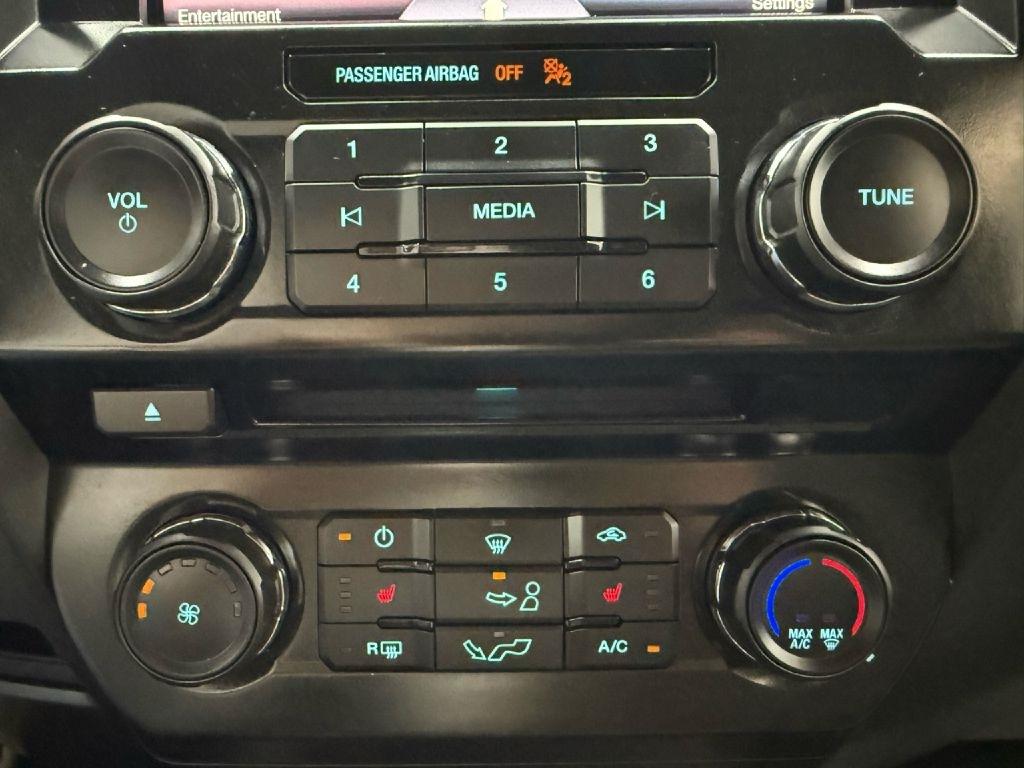 Ford F-150 XL SuperCrew 5.5-ft. Bed 4WD 2015