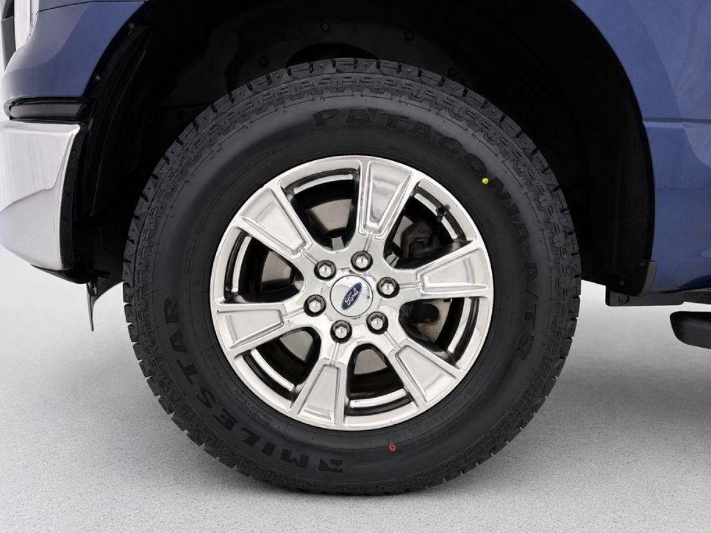 Ford F-150 XL SuperCrew 5.5-ft. Bed 4WD 2015