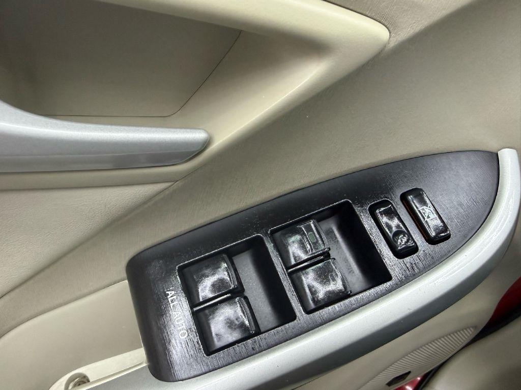 Toyota Prius Prius V 2010