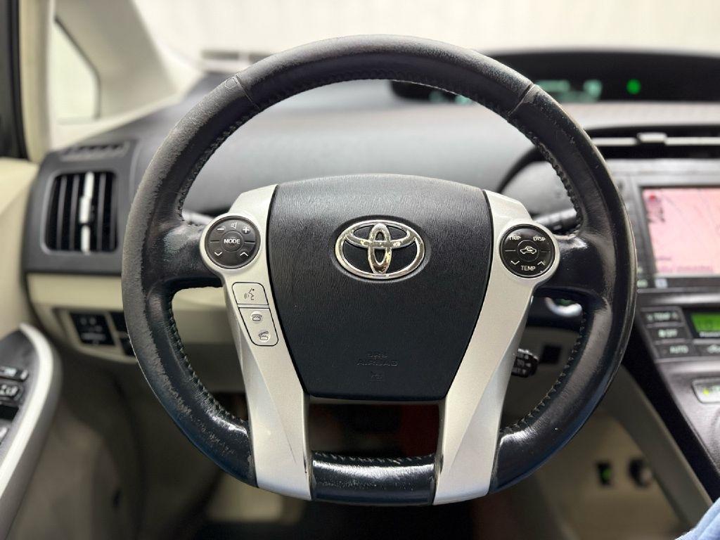 Toyota Prius Prius V 2010
