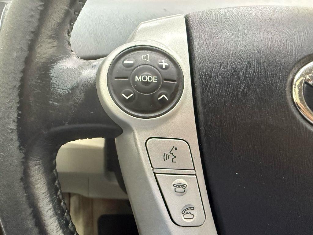 Toyota Prius Prius V 2010